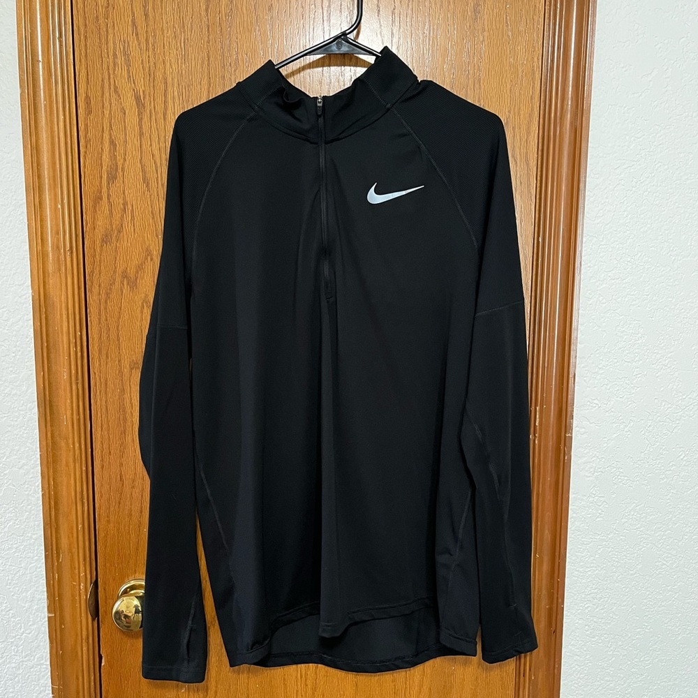 Nike Dri-FIT Black Quarter-Zip Jacket Size Medium